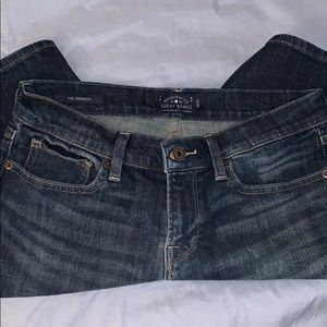 Lucky Brand The Bermuda Denim Short Size 8/29